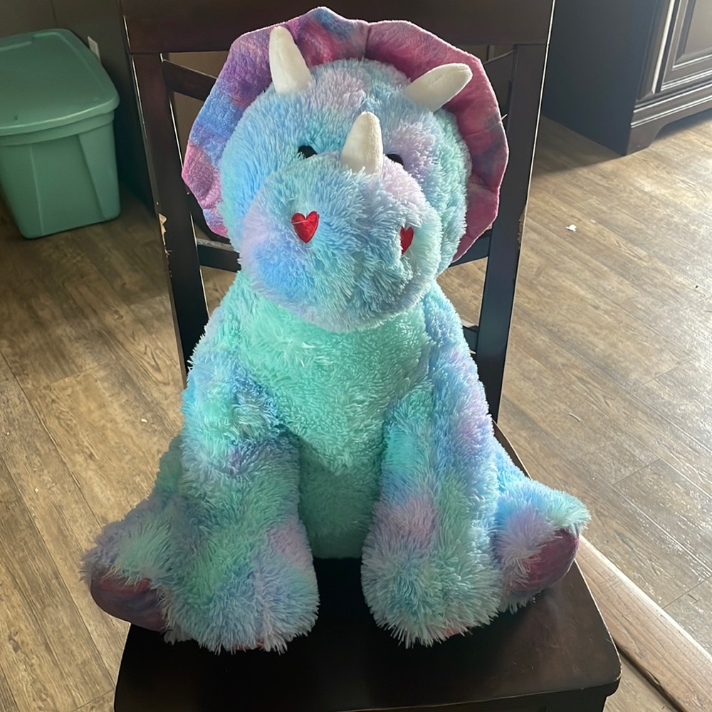 Valentine Dino